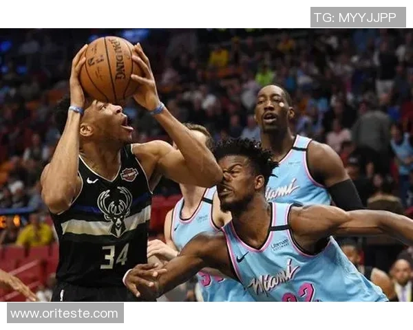 雄鹿与热火对决精彩回顾第几场比赛的关键时刻与战术分析 雄鹿与热火对决精彩回顾第几场比赛的关键时刻与战术分析