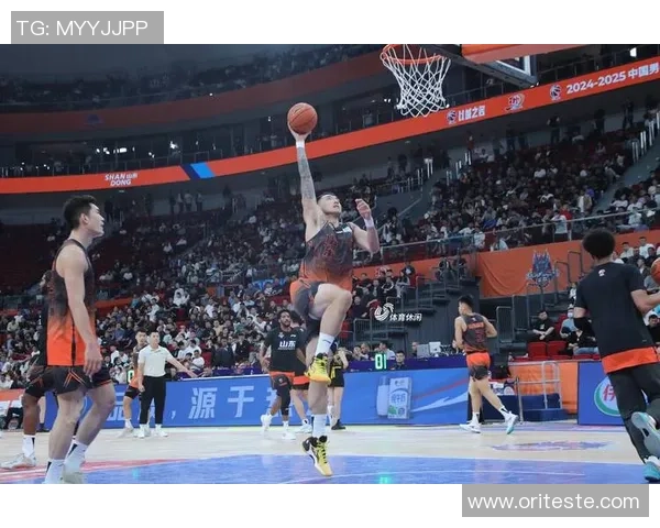 CBA激战山东高速对决浙江广厦谁能在季后赛中笑到最后