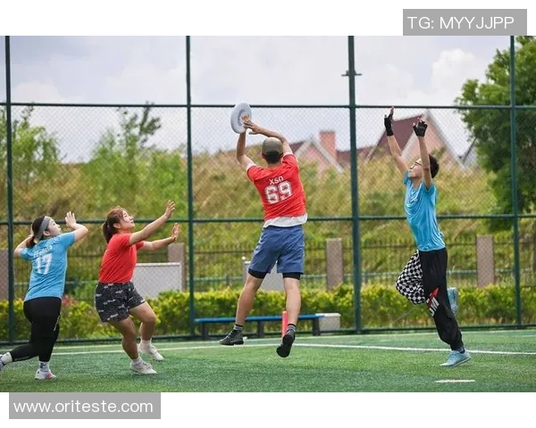 成都飞盘队在极限运动会积分榜中以76分稳居第一名引发关注MBA