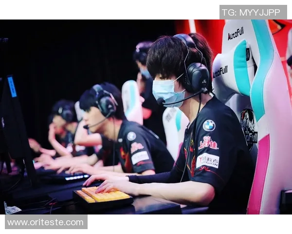 深入分析FPX战队阵地战策略与战术执行细节